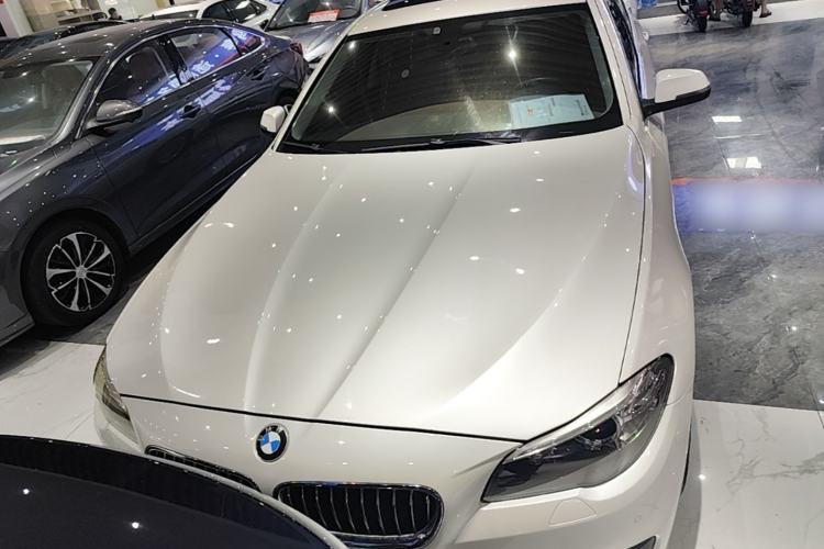 Used BMW 5 Series 2014 525Li Leading Model Front