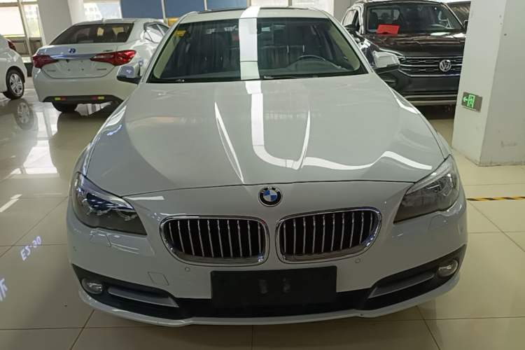 Used BMW 5 Series 2014 525Li Leading Model Front