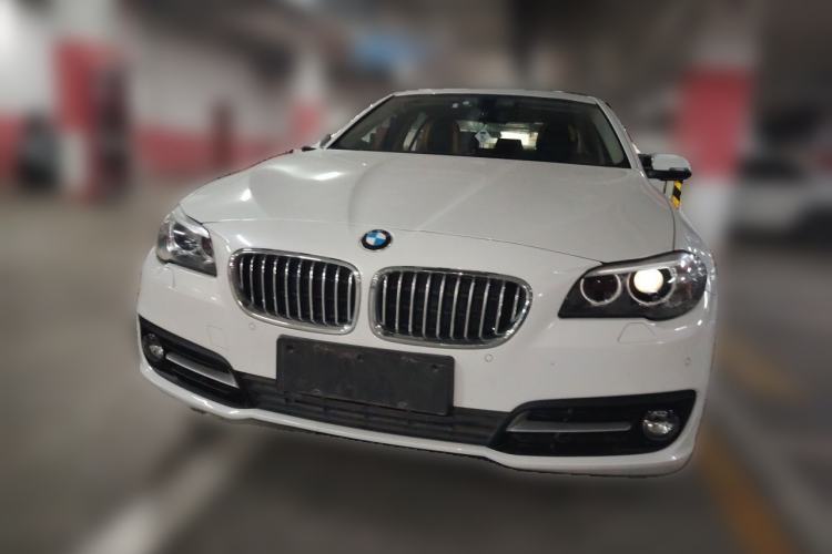Used BMW 5 Series 2014 520i Elegant Edition Front
