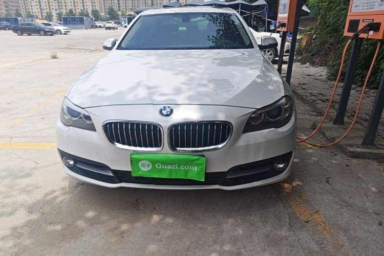 Used BMW 5 Series 2014 520i Elegant Edition Front
