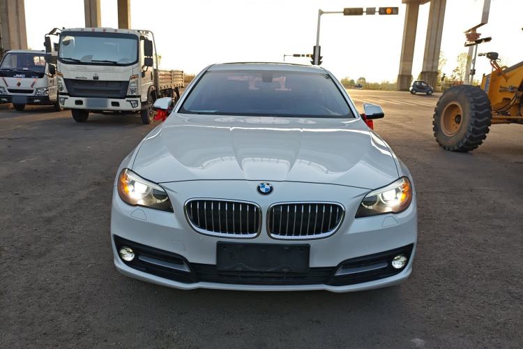 Used BMW 5 Series 2014 525Li Leading Model Front