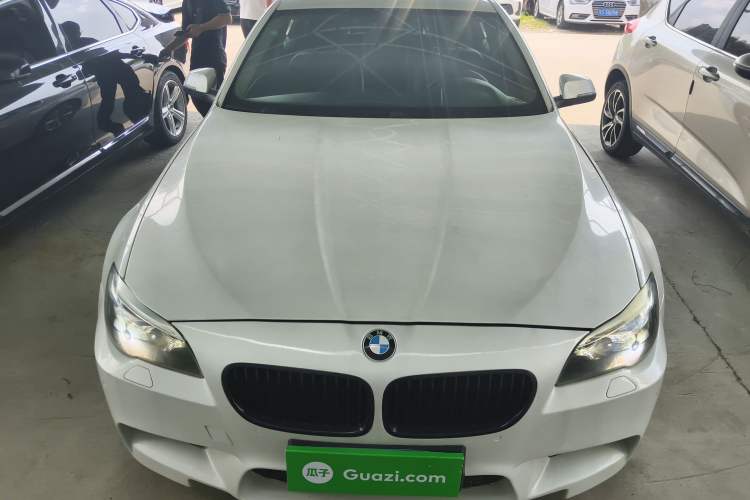 Used BMW 5 Series 2014 520i Elegant Edition Front