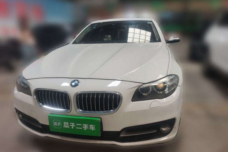 Used BMW 5 Series 2014 520i Elegant Edition Front