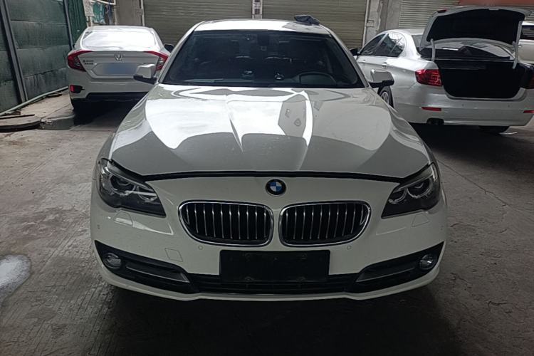 Used BMW 5 Series 2014 525Li Leading Model Front