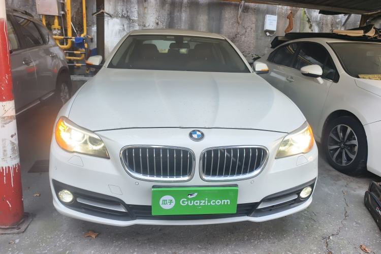 Used BMW 5 Series 2014 520i Elegant Edition Front