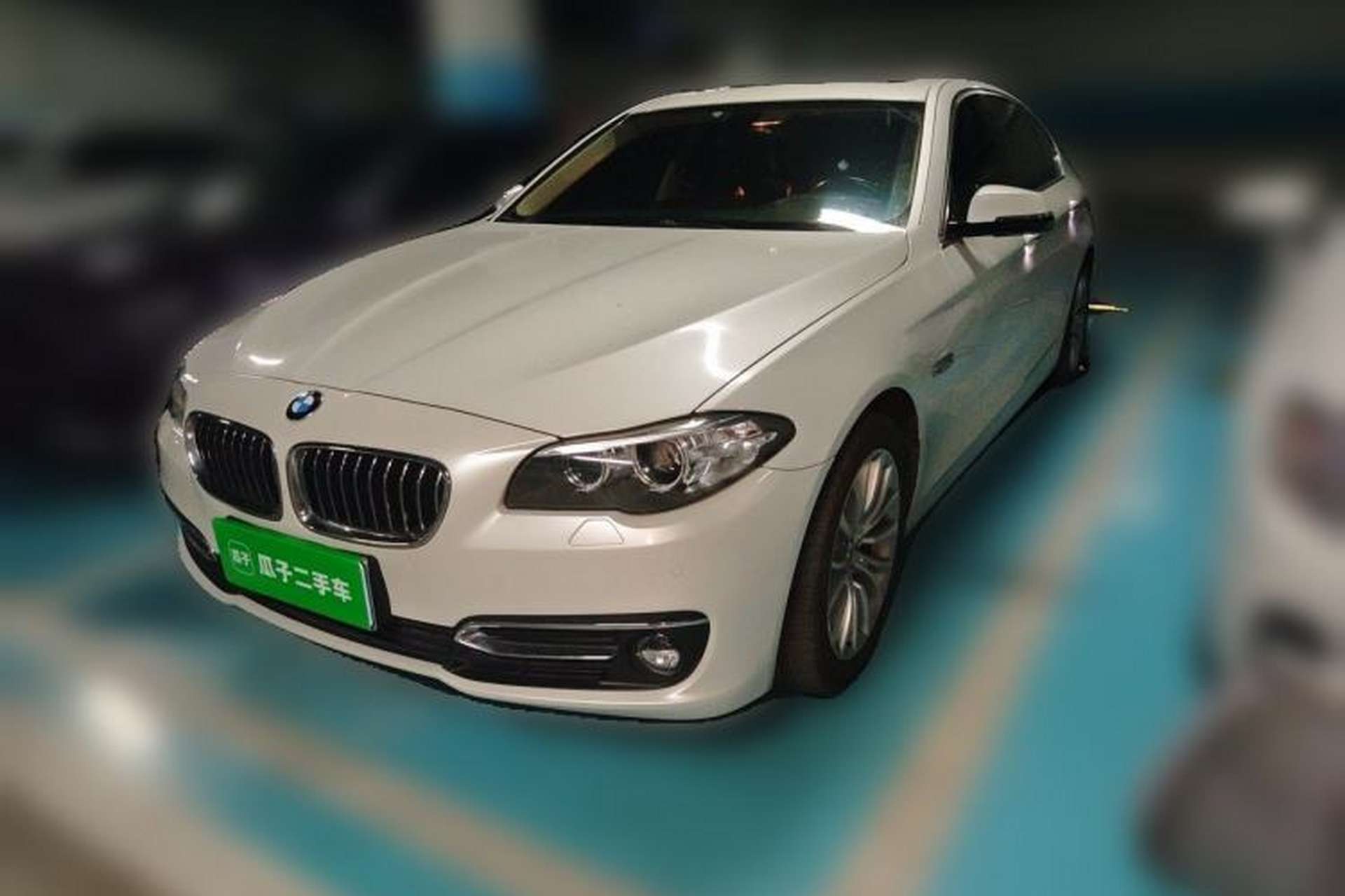 Used BMW 5 Series 2014 525Li Luxury Design Package Front Left 45 Deg