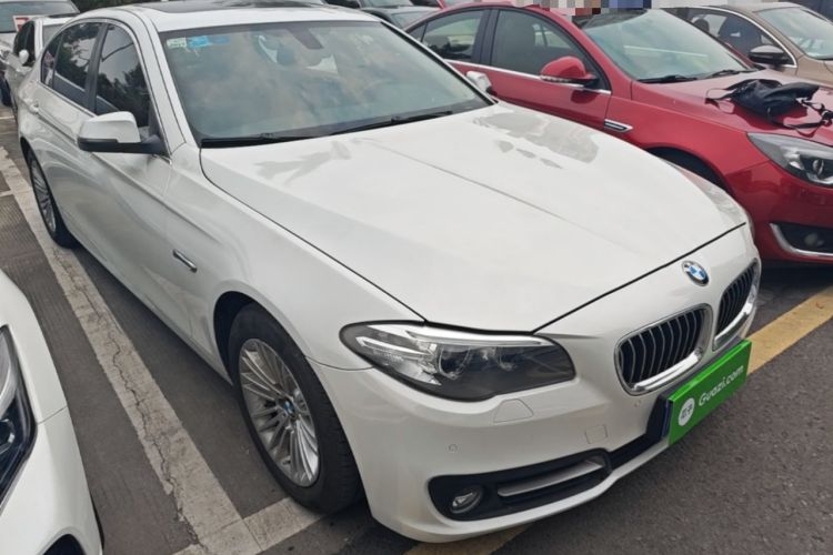 Used BMW 5 Series 2014 525Li Leading Model Front Right 45 Deg