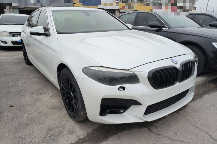 Used BMW 5 Series 2014 525Li Luxury Design Package Front Right 45 Deg