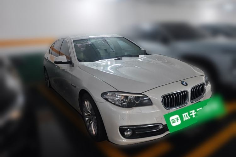 Used BMW 5 Series 2014 525Li Luxury Design Package Front Right 45 Deg