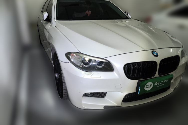 Used BMW 5 Series 2014 525Li Luxury Design Package Front Right 45 Deg