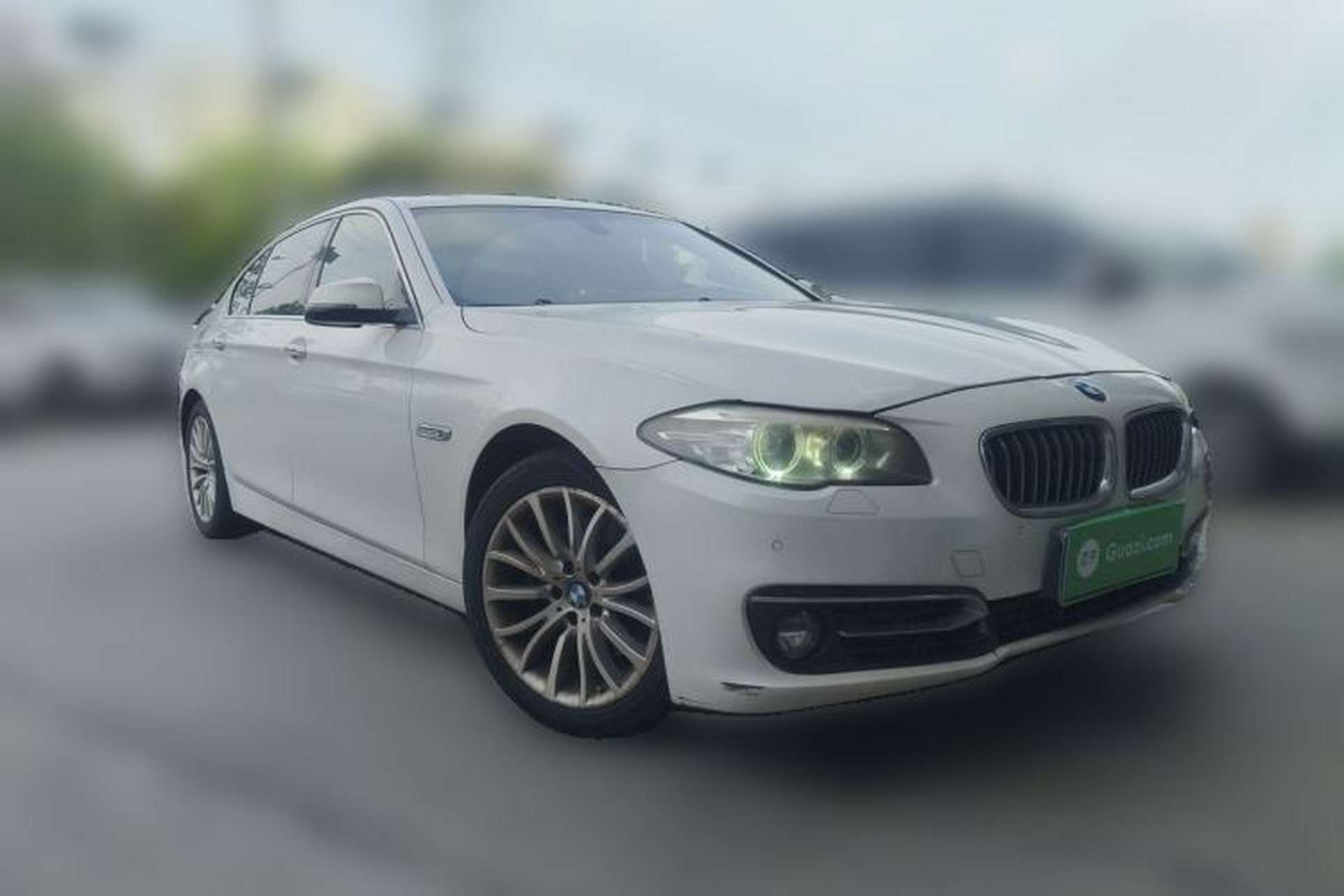 Used BMW 5 Series 2014 525Li Luxury Design Package Front Right 45 Deg