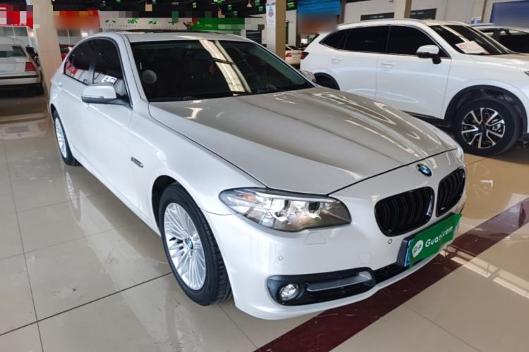 Used BMW 5 Series 2014 525Li Leading Model Front Right 45 Deg