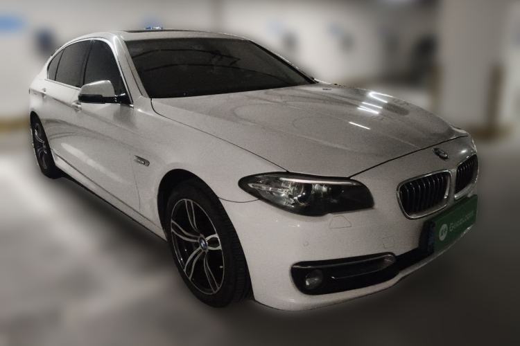 Used BMW 5 Series 2014 525Li Luxury Design Package Front Right 45 Deg