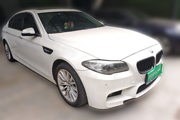 Used BMW 5 Series 2014 525Li Luxury Design Package Front Right 45 Deg