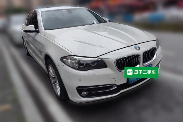 Used BMW 5 Series 2014 525Li Luxury Design Package Front Right 45 Deg