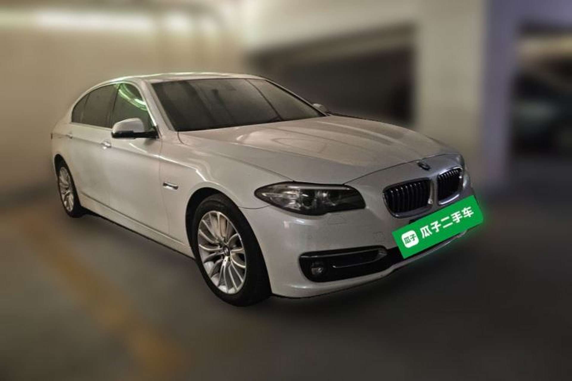 Used BMW 5 Series 2014 525Li Luxury Design Package Front Right 45 Deg