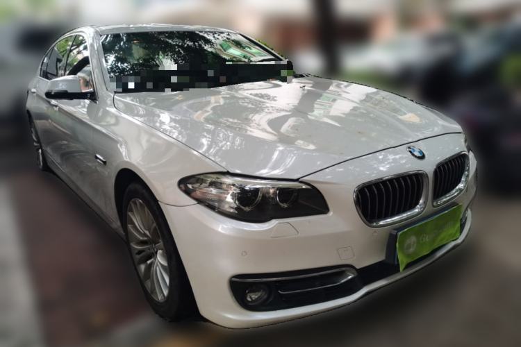 Used BMW 5 Series 2014 525Li Luxury Design Package Front Right 45 Deg