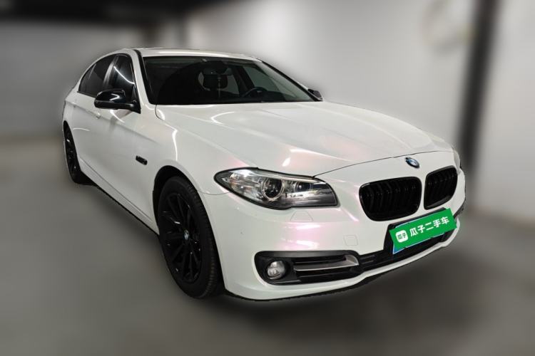Used BMW 5 Series 2014 535Li Leading Model Front Right 45 Deg