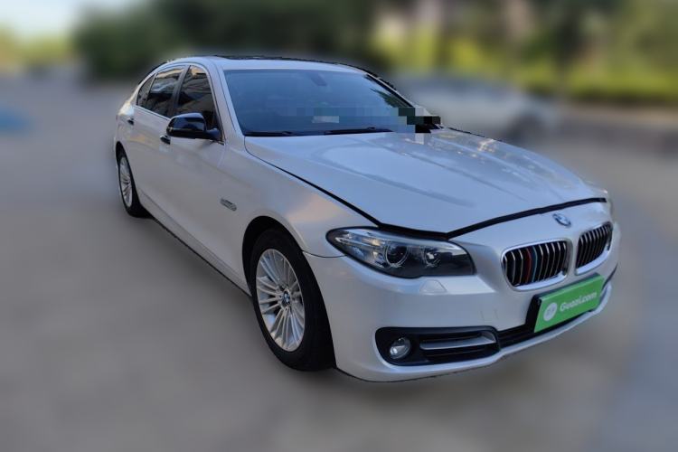 Used BMW 5 Series 2014 525Li Leading Model Front Right 45 Deg