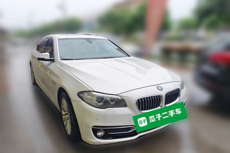Used BMW 5 Series 2014 525Li Luxury Design Package Front Right 45 Deg