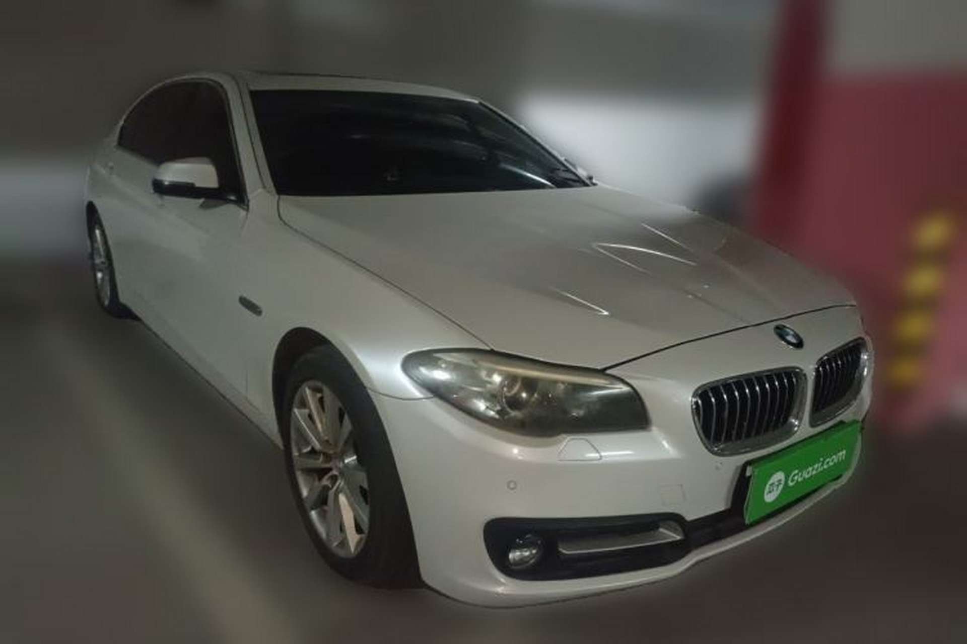 Used BMW 5 Series 2014 528Li Leading Model Front Right 45 Deg