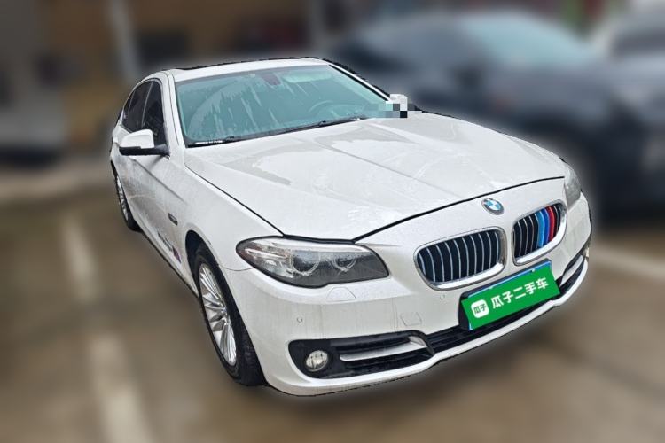 Used BMW 5 Series 2014 525Li Leading Model Front Right 45 Deg