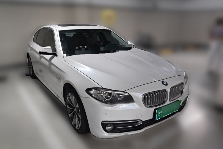 Used BMW 5 Series 2014 525Li Fashion Design Package Front Right 45 Deg
