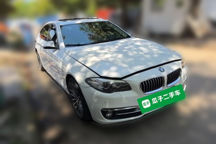 Used BMW 5 Series 2014 525Li Leading Model Front Right 45 Deg