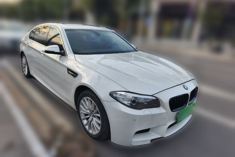 Used BMW 5 Series 2014 525Li Luxury Design Package Front Right 45 Deg