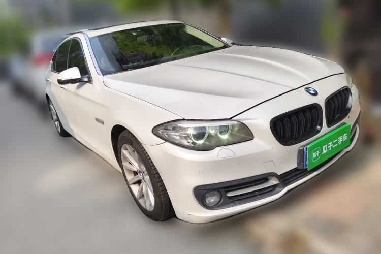 Used BMW 5 Series 2014 535Li Leading Model Front Right 45 Deg