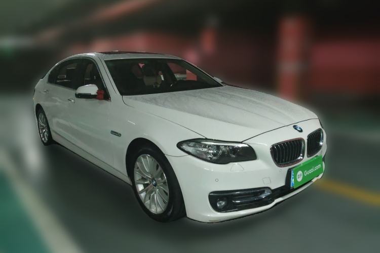 Used BMW 5 Series 2014 525Li Luxury Design Package Front Right 45 Deg