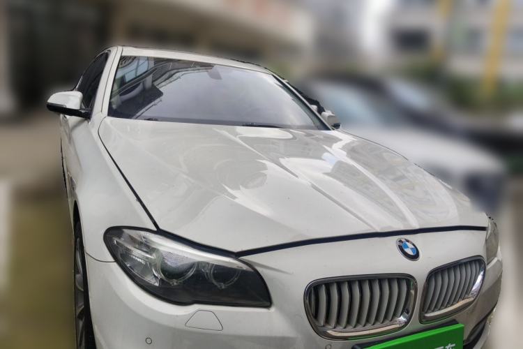 Used BMW 5 Series 2014 525Li Fashion Design Package Front Right 45 Deg