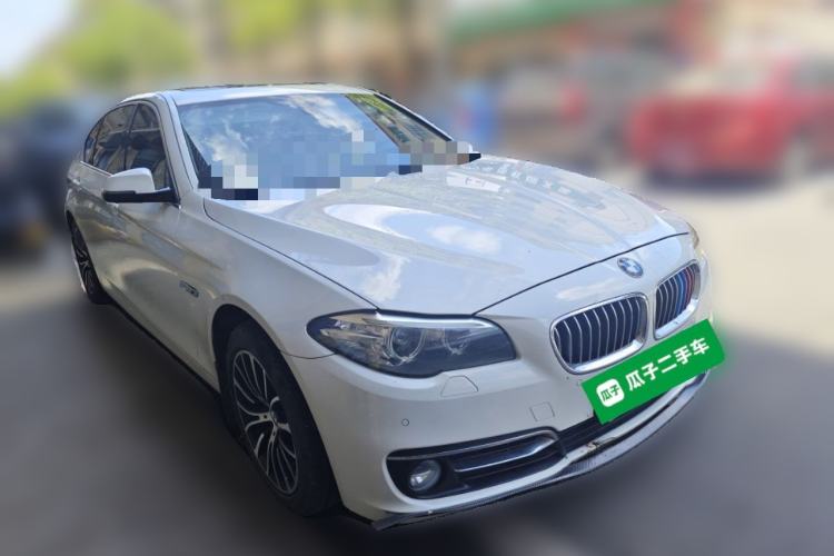 Used BMW 5 Series 2014 525Li Leading Model Front Right 45 Deg
