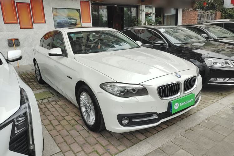 Used BMW 5 Series 2014 525Li Leading Model Front Right 45 Deg