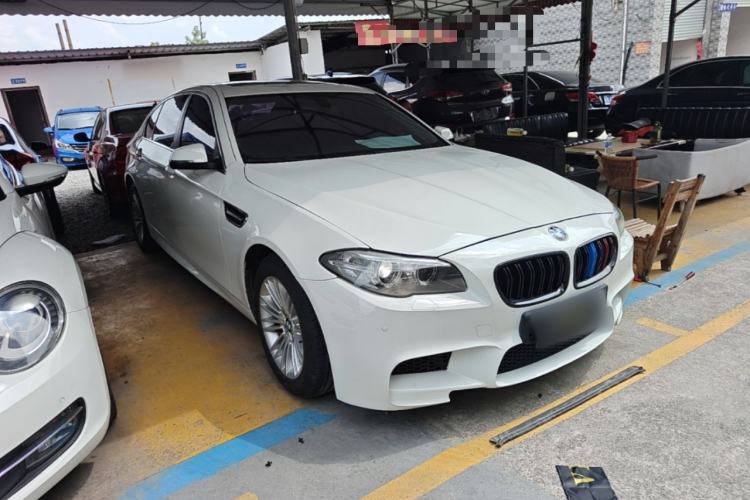 Used BMW 5 Series 2014 525Li Leading Model Front Right 45 Deg