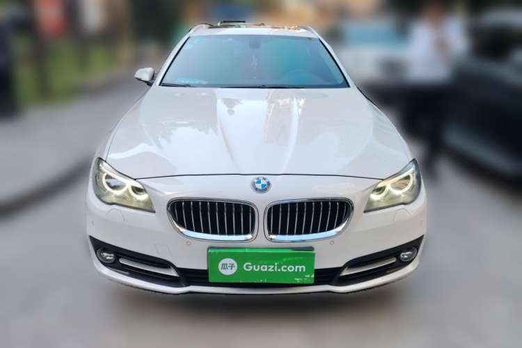 Used BMW 5 Series 2014 520i Touring Edition Front