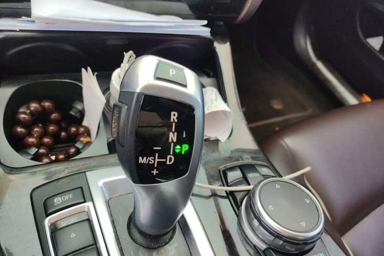 Used BMW 5 Series 2014 525Li Luxury Design Package Gear Lever
