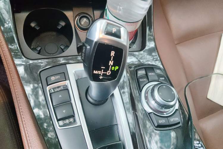 Used BMW 5 Series 2014 525Li Leading Model Gear Lever