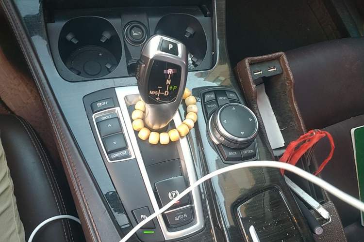 Used BMW 5 Series 2014 525Li Luxury Design Package Gear Lever