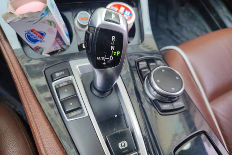 Used BMW 5 Series 2014 520Li Elegant Model Gear Lever