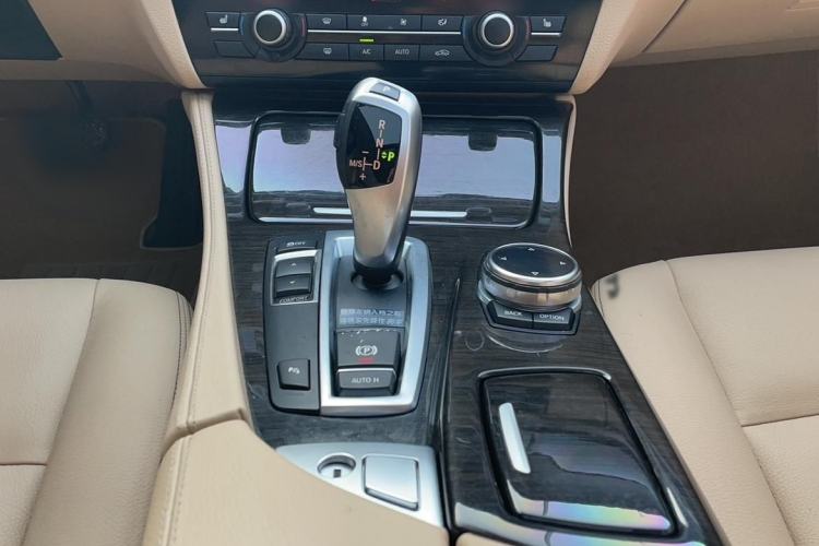 Used BMW 5 Series 2014 525Li Luxury Design Package Gear Lever