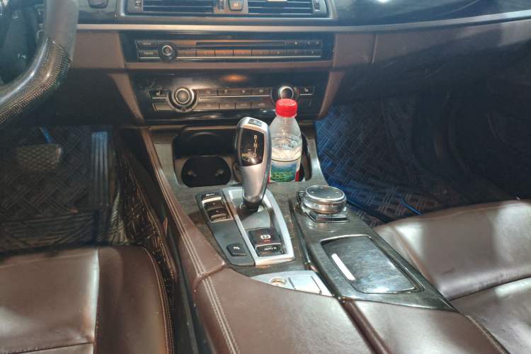Used BMW 5 Series 2014 525Li Luxury Design Package Gear Lever