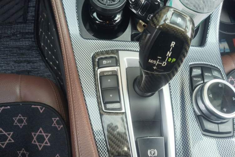 Used BMW 5 Series 2014 520Li Elegant Model Gear Lever
