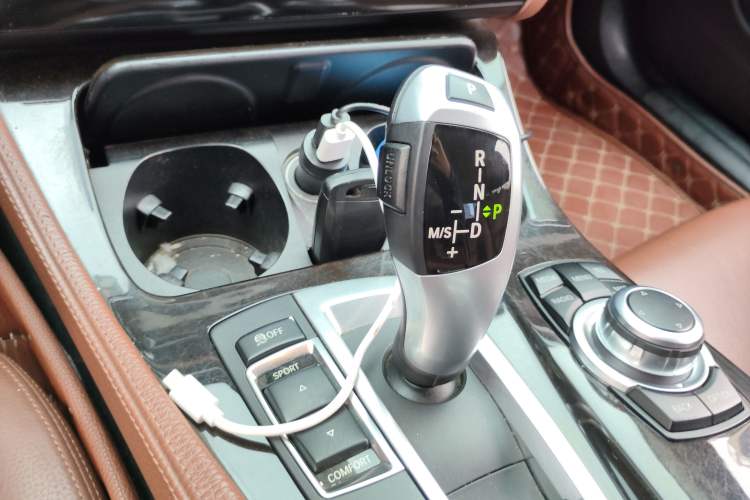Used BMW 5 Series 2014 525Li Leading Model Gear Lever