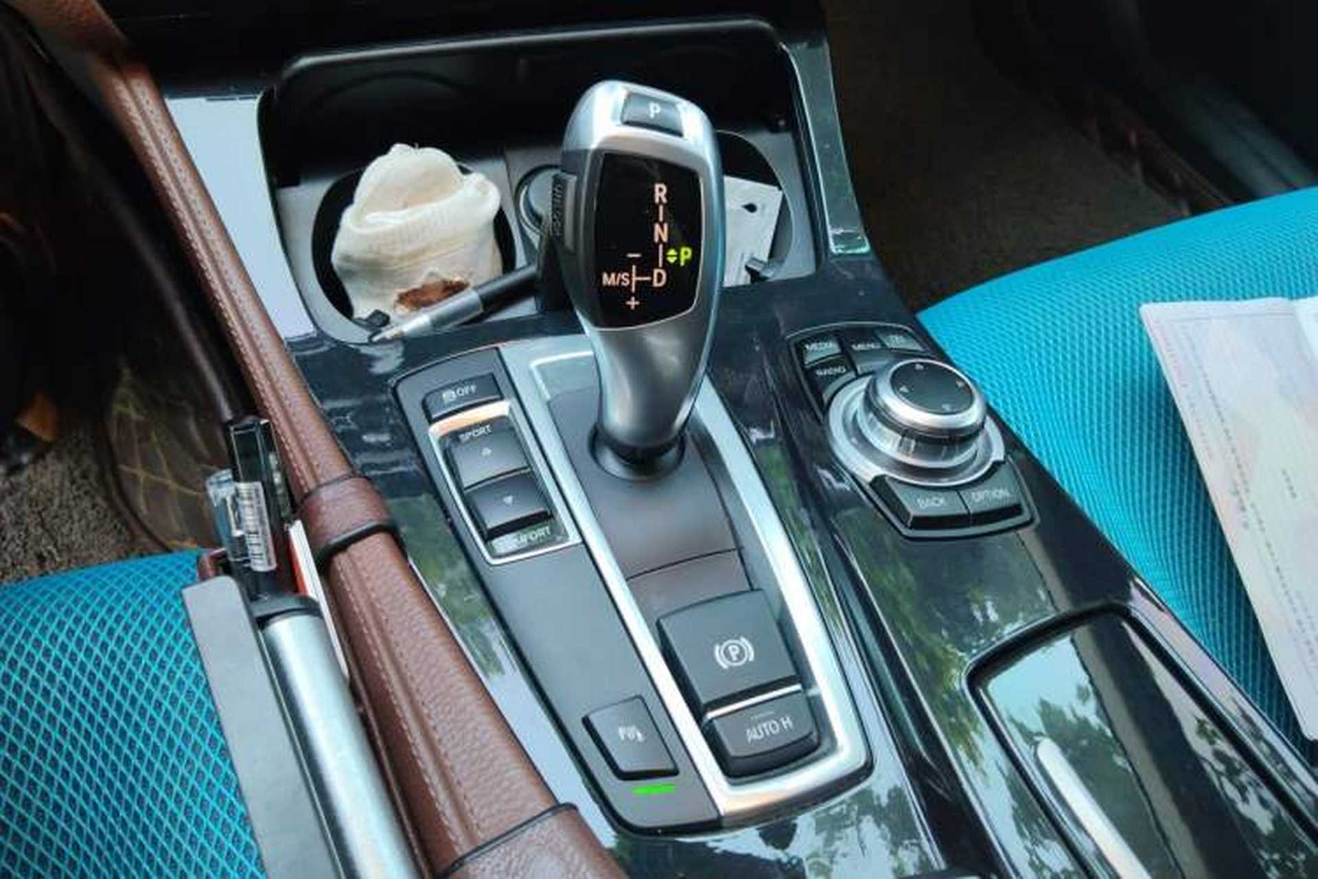 Used BMW 5 Series 2014 520Li Elegant Model Gear Lever
