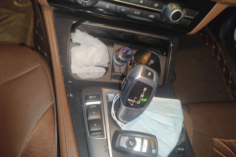 Used BMW 5 Series 2014 520Li Elegant Model Gear Lever