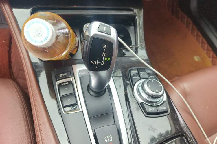Used BMW 5 Series 2014 525Li Leading Model Gear Lever
