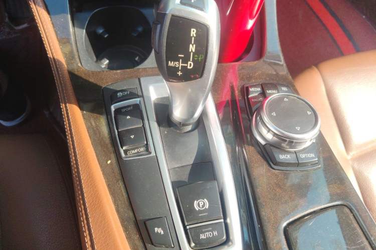 Used BMW 5 Series 2014 528Li Leading Model Gear Lever