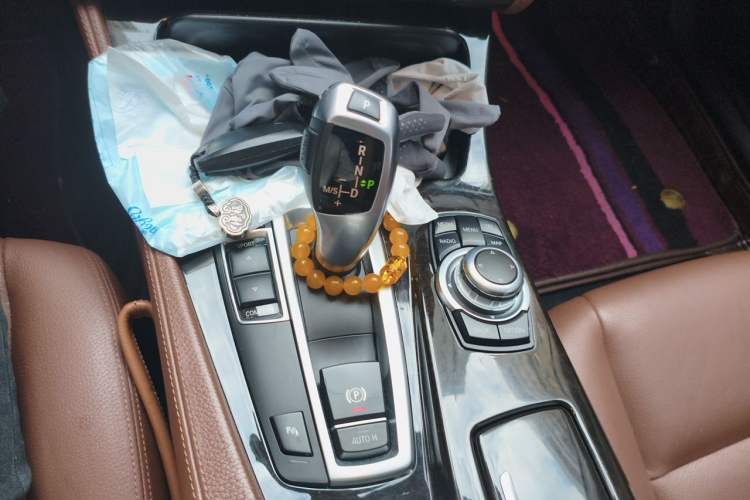 Used BMW 5 Series 2014 525Li Leading Model Gear Lever