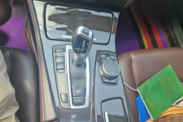 Used BMW 5 Series 2014 525Li Luxury Design Package Gear Lever
